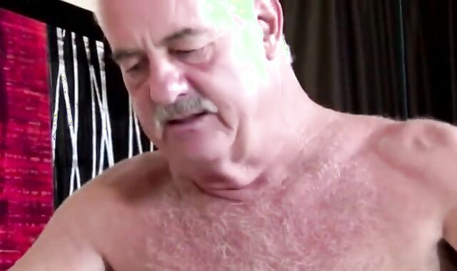 Giant weenie Parent In Action