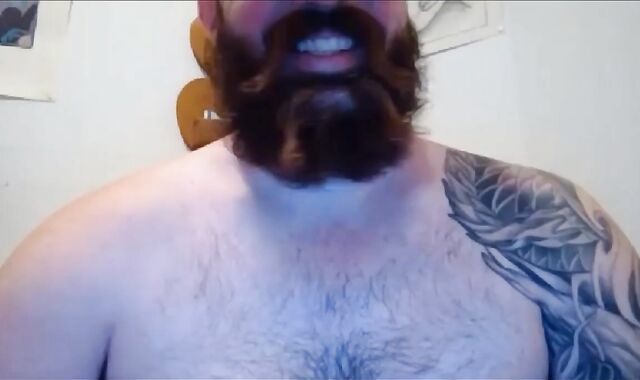 BEARDGAME227 IS LOOKING FOR A HUNK