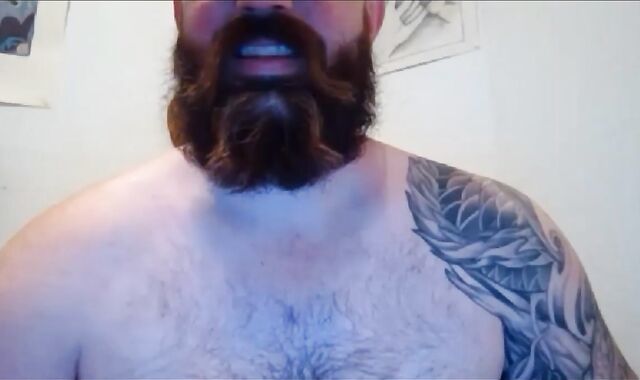 BEARDGAME227 IS LOOKING FOR A HUNK