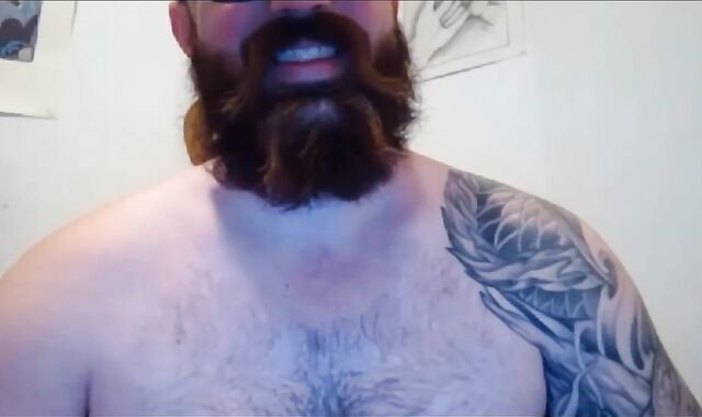 BEARDGAME227 IS LOOKING FOR A HUNK