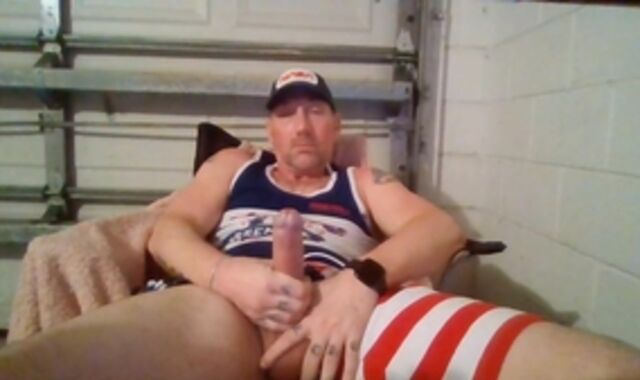 Garage Masturbate two