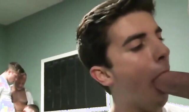 Coaching barely legal age teenies Into dudes