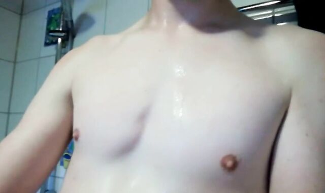 CAUGHT BY dad whilst that chap shoots HIS thickest 10-Pounder IN THE DOUCHE