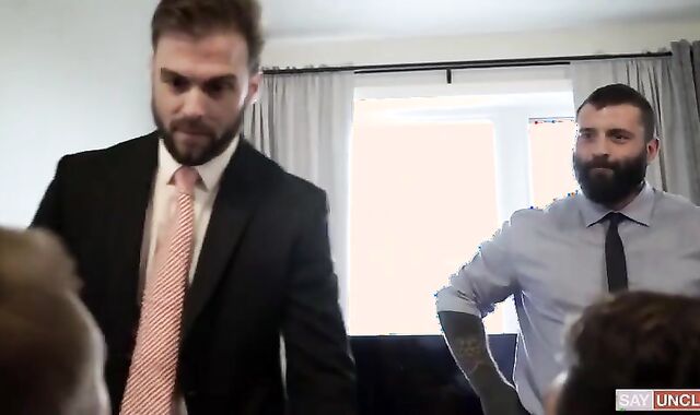 Trading The folks - Alex Montenegro, Benjamin Blue, Markus Kage And Gabriel Clark