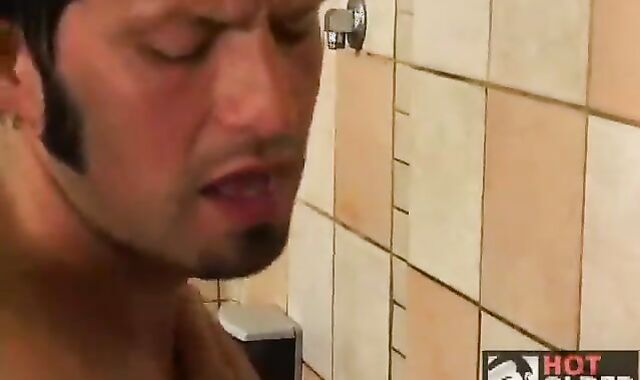 Jay Taylor And Will Bern (DH4 P3)