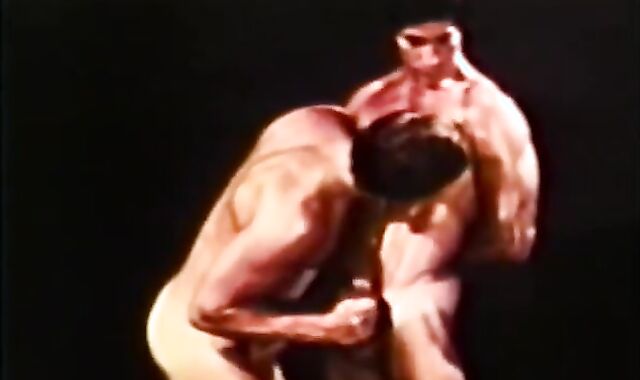 Elder-college nads-fluid Luvin boys Bangers