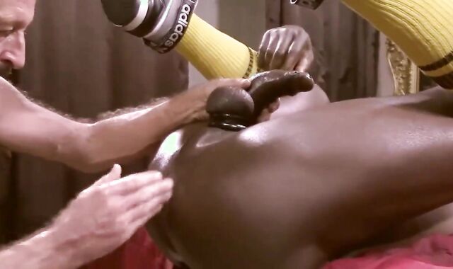White Daddy Massages And Barebacks dark-hued Muscle man