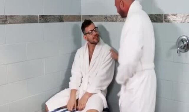 Tidy-clean-shaved Parent And unshaved fellow strike Each Other In SPA