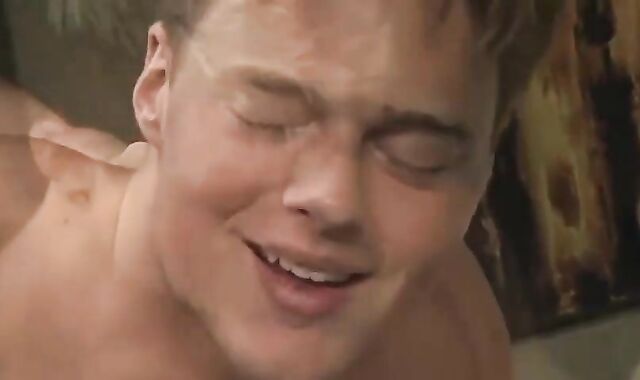 Platinum-Blondie in nature's attire Bulky