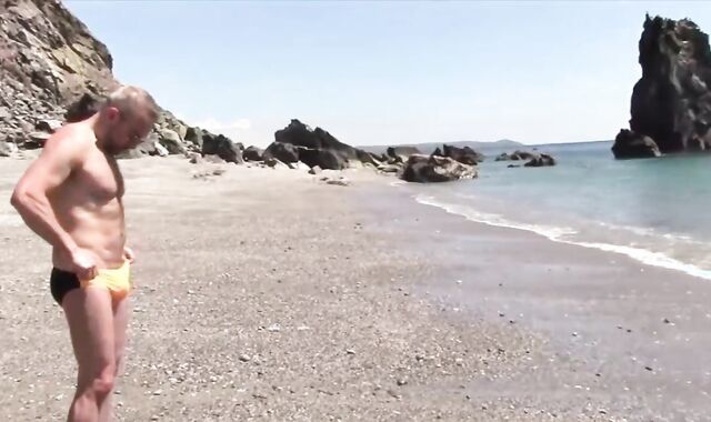 moist Fuck-Fest At The Beach