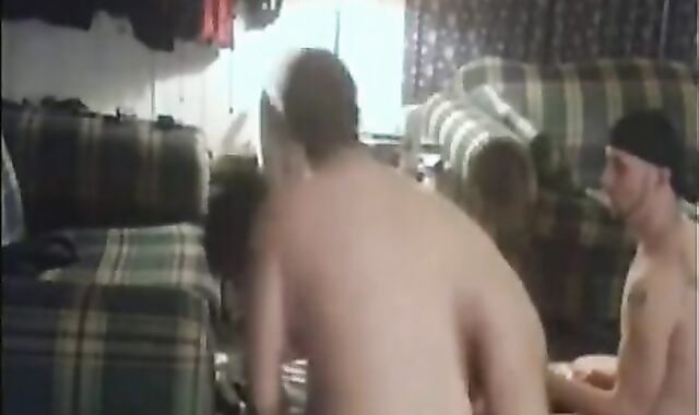 lad 3-way In The Frontroom