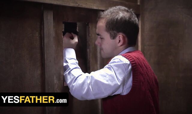 Twunk Stud Marcus Rivers Jerks Off His Yam-Sized Rock Stiff Guy Pipe While Railing The Priest's Pink Cigar - YesFather