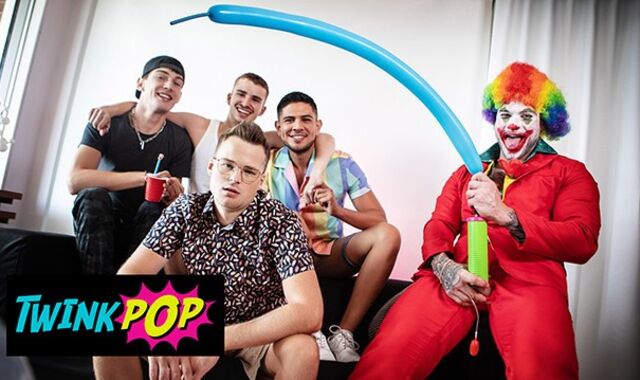 Youngster Pop - Stripper William Sack Of Babymakers-Cream Surprises Brent North With His Astounding Body & They End Up Smashing