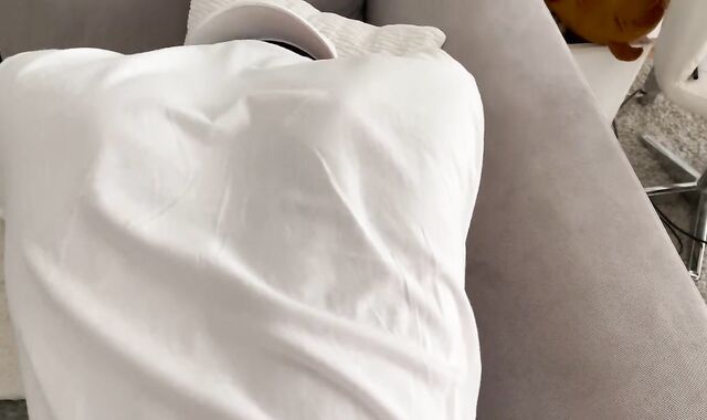 Skater Twink deep-jaws and plow the highly very first time