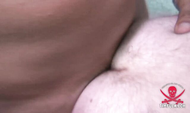 Muscleman tears up some honeypot rump