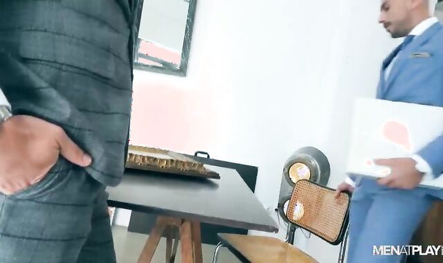 SUITED UP fleshy N WELL-PREPPED