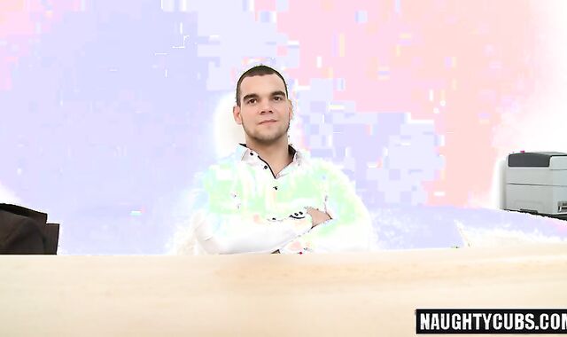 giant 10-Pounder Dad Casting With Facial cumshot