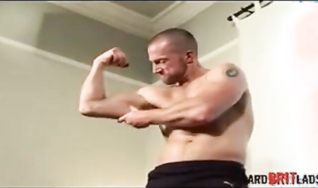 massive Muscled Rugby daddy Solo jizz