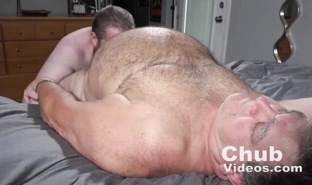 Daddy SSBHM gets romped And Sucked Chubs