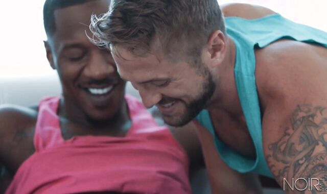 NoirMale.com: Chocolate-colored hair Wesley Woods with american Deep Dic