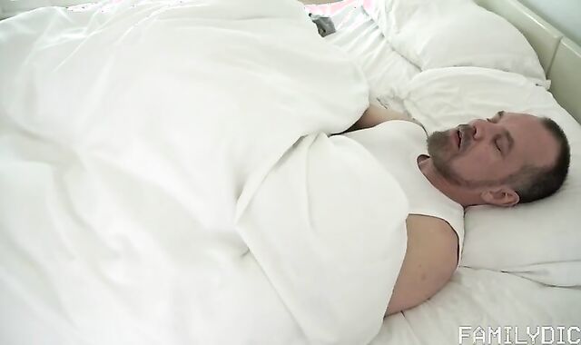 Daddys bushy Helper. pretty homosexual Hook-up