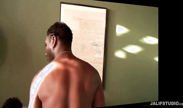 JalifStudio: DILF Jd Daniels jerking dark-hued cock