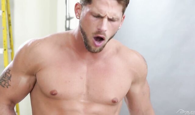 Falcon Studios: Cole anilingus