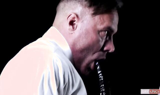 Forbidden dress Code – Benjamin Blue & Manuel Skye