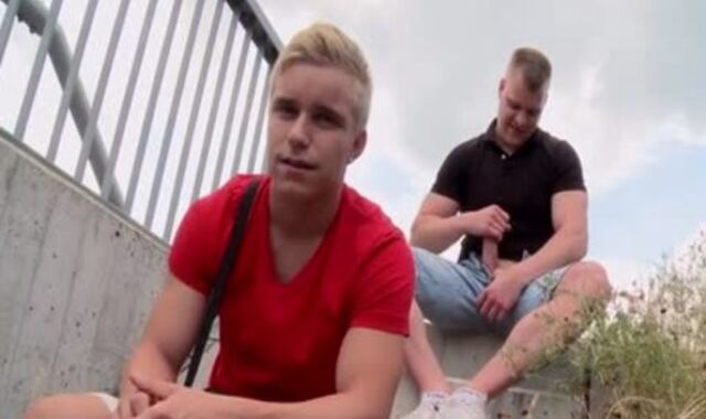 Muscle Parent backdoor tuck And Facial cumshot