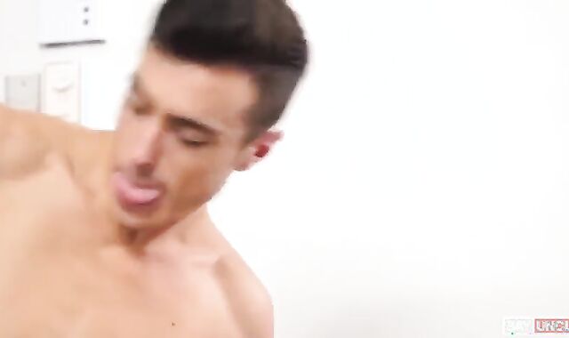 parent Creep Bailed Out Sean Peek And Kit Cohen