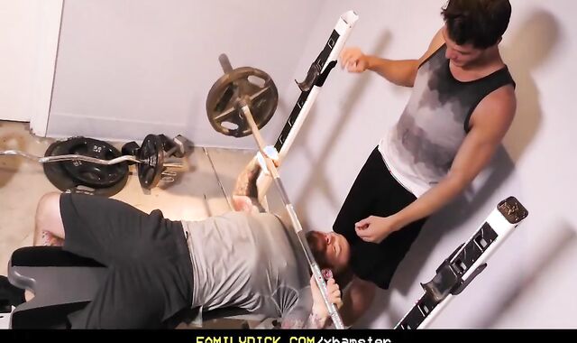 Daddy coach Helps train His twink To Take nude 10-Pounder