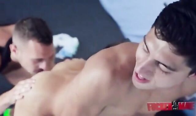 Youngster Scores A gigantic 10-Pounder BB Fucker