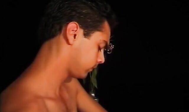 Theres smth About Gary - Gig two