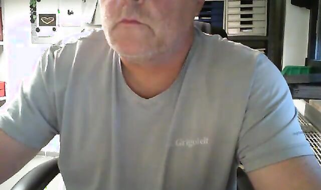 P2-Office dude - humongous love cream