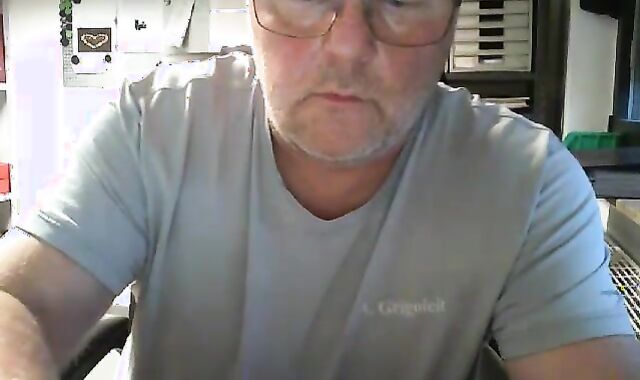 P2-Office dude - humongous love cream