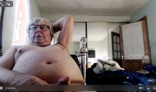 grandad jerk On webcam