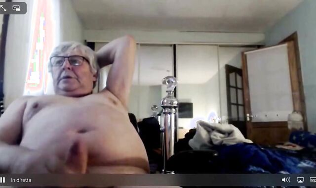 grandad jerk On webcam