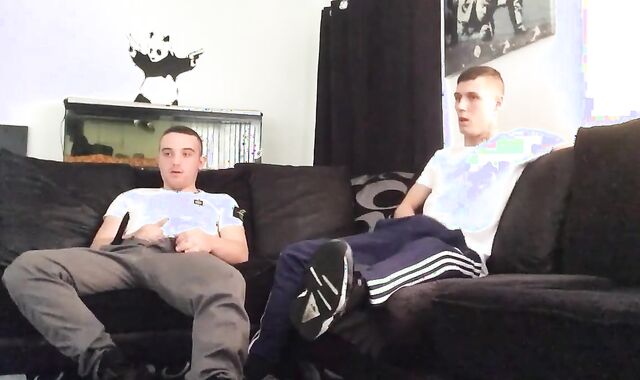 Straight British Mates Watch Porn and Wank Together ((FYFF))