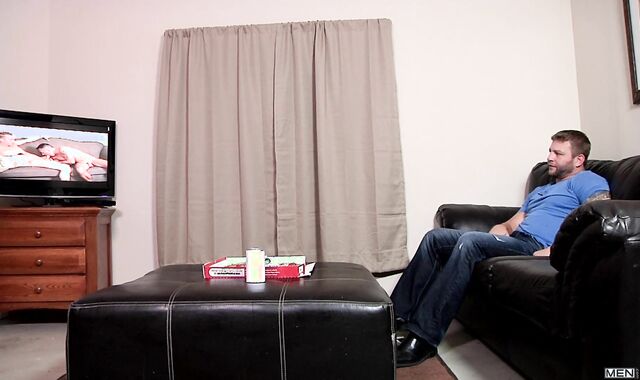 Daddy's Club - Bar Poke-out