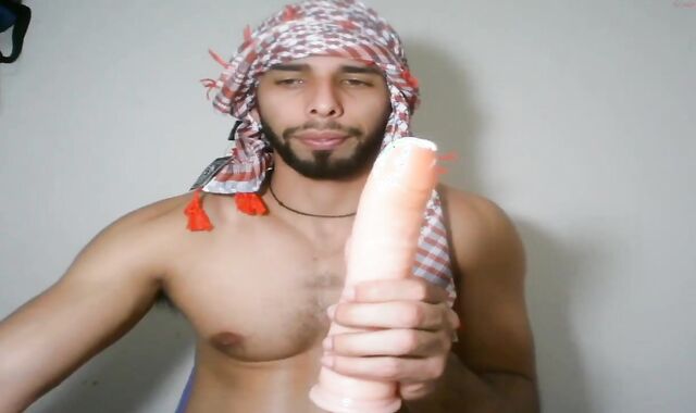 Arab chap With nasty Assplay