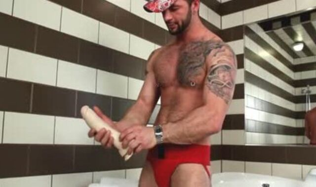 An Individual moment With Manuel Deboxer