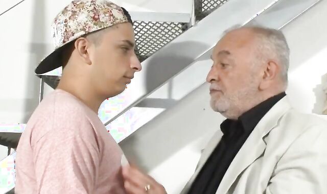 twunk porking daddy Father