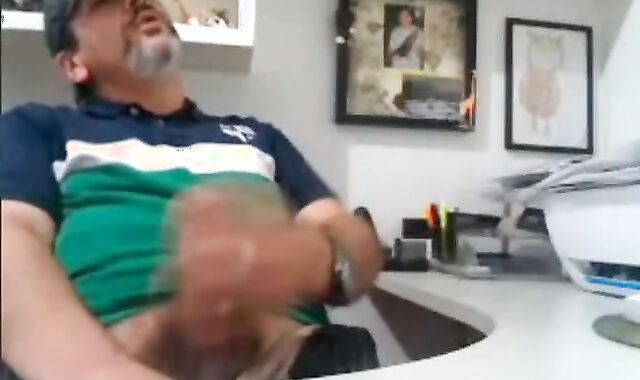 greater quantity Parent Spunking