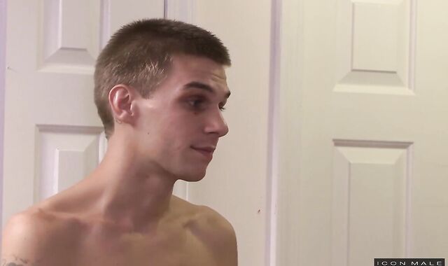 Icon Male - DILF Sam Truitt torn up by Trent Ferris