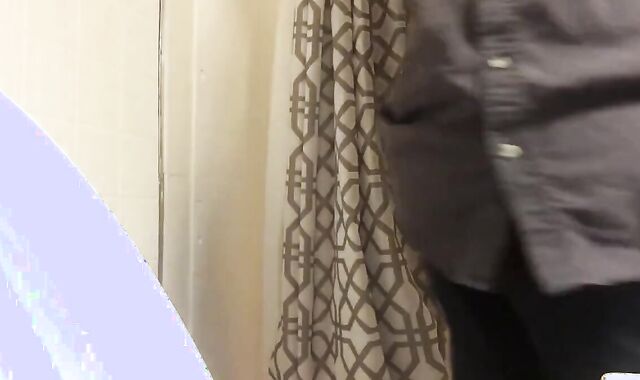 superchub ,pee and shave