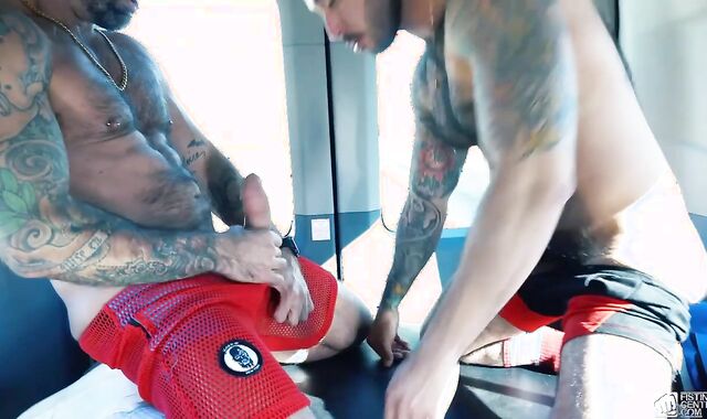 Fisting Central - Catapulting hard with pierced homie