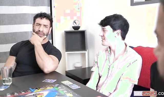 .Stepfamily Game Night - Edward Terrant, Mateo Zagal, Hunk Torres And William Moore