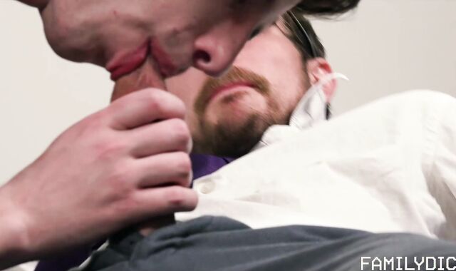 FamilyDick: Schoolteacher Alex Killian three-way hook-up episode