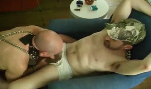 teeman worshipping trunk