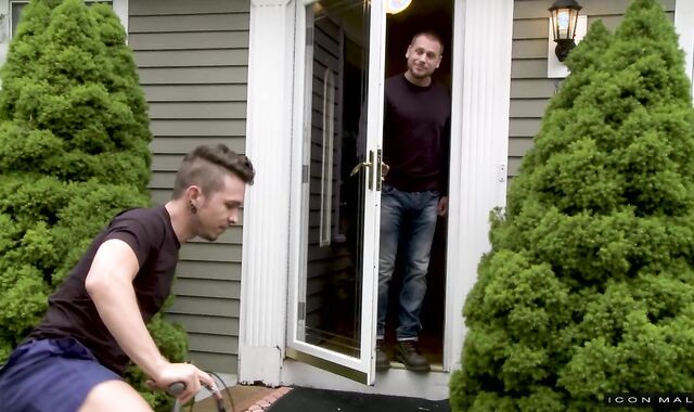 IconMale.com: Gabriel Alanzo and latin Hans Berlin